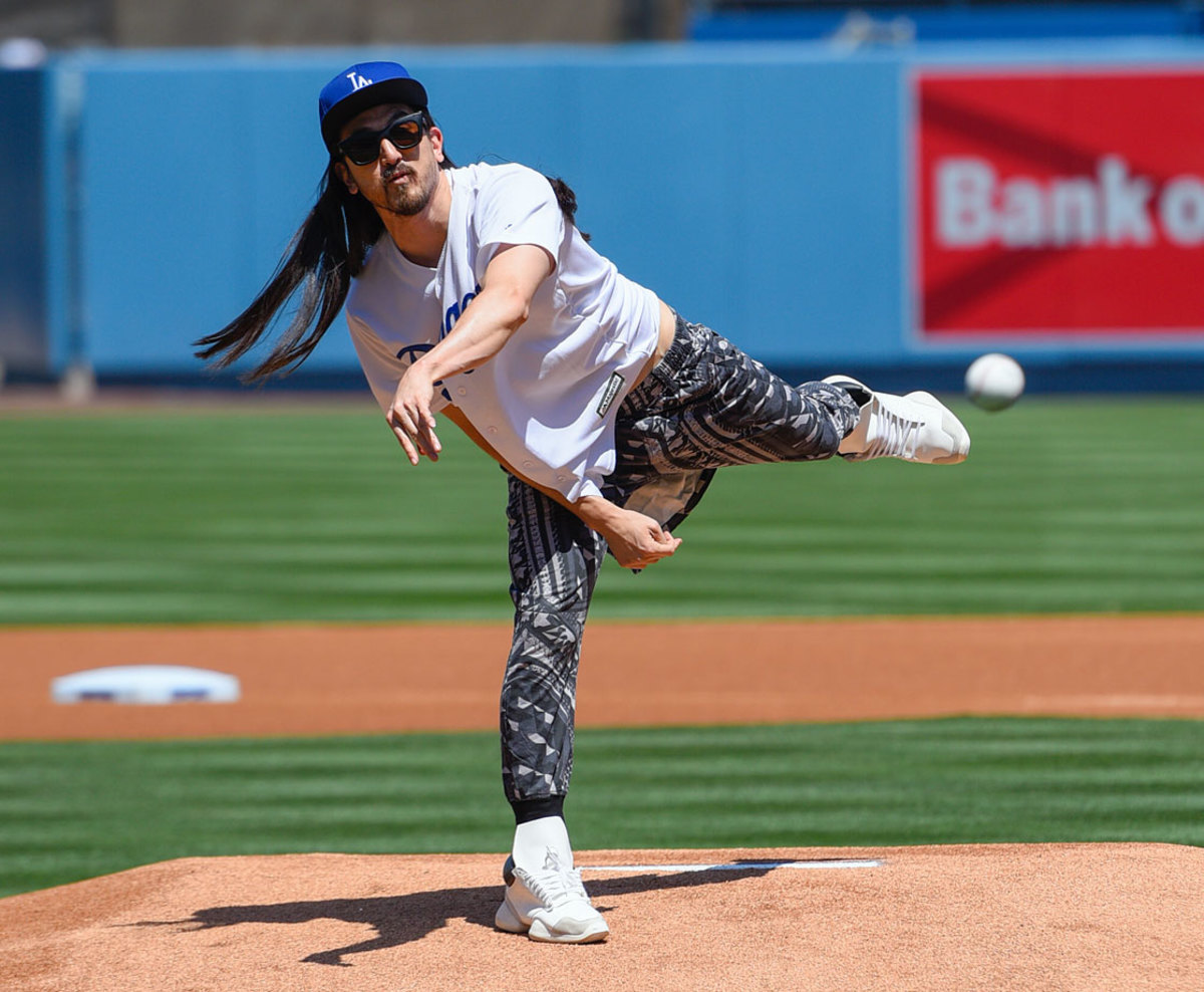 2015-0419-Steve-Aoki-first-pitch.jpg